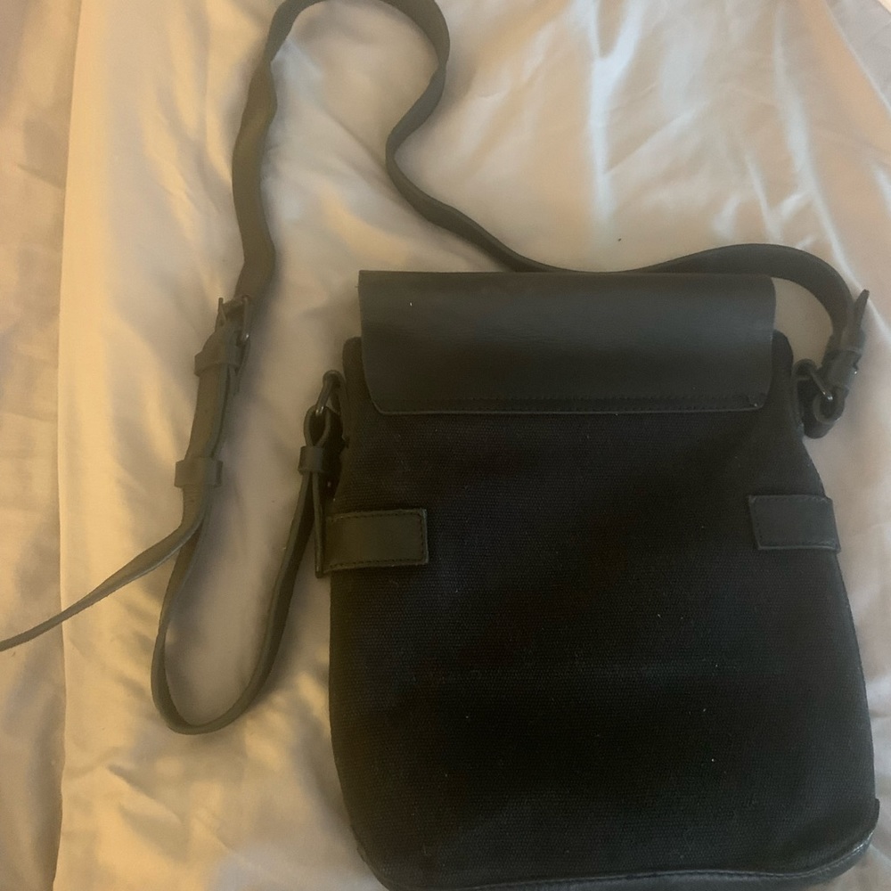 Black cloth & leather Men’s cross body adjustable leather strap ARMANI EXCHANGE